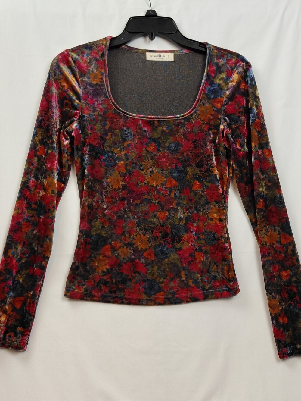 Natural Life Fall Floral Deep Scoop Neck Velvet Top Women's Size Small Stretchy
